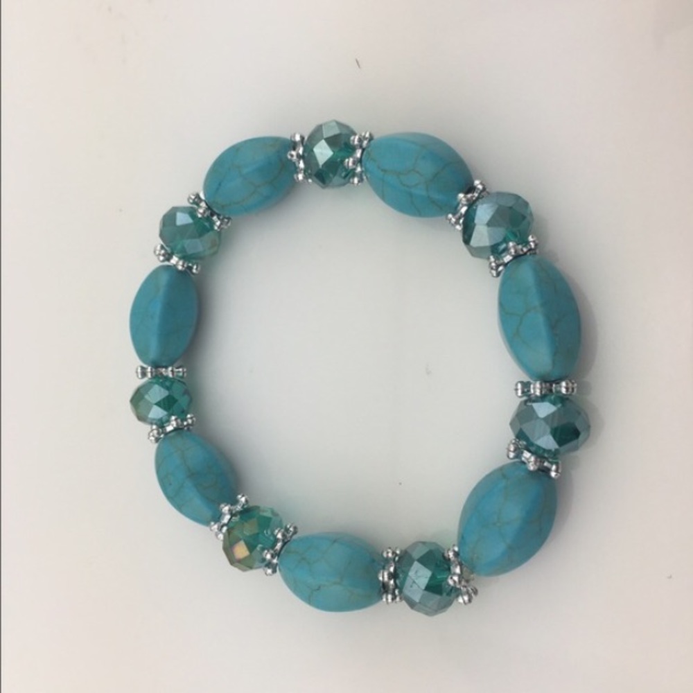 Turquoise and blue Beaded Bracelet🌷Cco